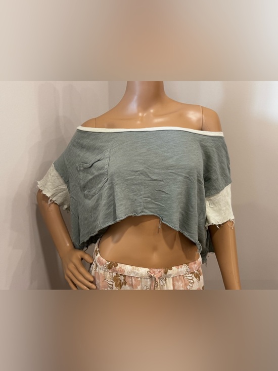 BDG Tops - BDG Urban Outfitters Off Shoulder Crop Top Raw Hem Boho Large